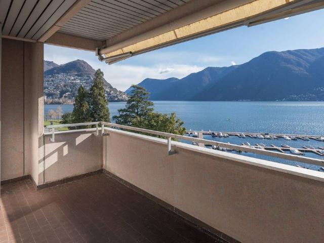 Luxus Apartment mit 2 Schlafzimmer zu verkaufen in Riva Antonio Caccia, Lugano, Tessin