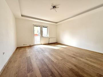 Luxus Apartment mit 3 Zimmer zu verkaufen in Traun, Österreich