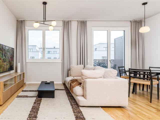 Luxus Apartment mit 3 Zimmer zu verkaufen in Gleditschstraße 29, 10871 Berlin, Berlin