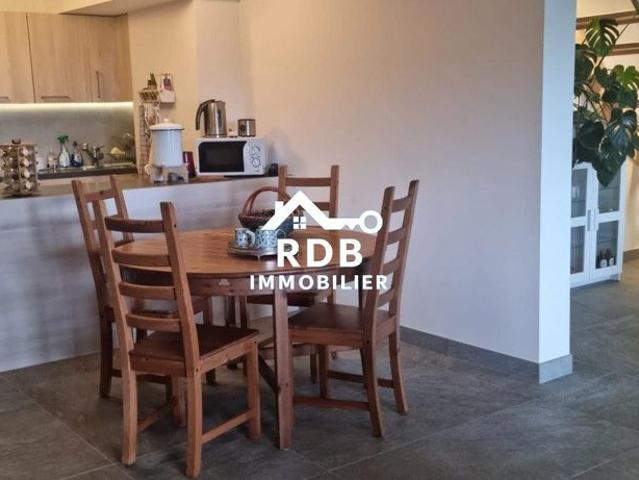 Luxus Apartment mit 5 Zimmer in Chemin des Bosquets 3, Sainte Croix, Le Château de Ste Croix, Jura Nord vaudois District, Kanton Waadt