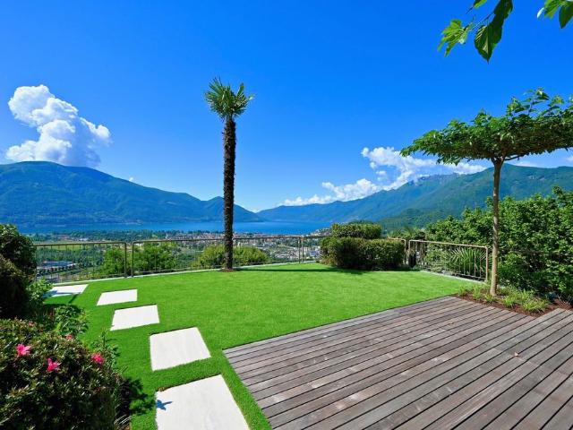Luxus Apartment mit 150 m2 zu verkaufen in Vicolo delle Azalee 5, Locarno, Kanton Tessin