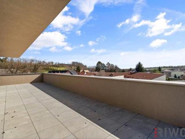 Wohlfühloase Nähe Wien Living Weinviertel I Herbst Special: Stellplatz gratis dazu I Luxus DG mit rund 140m² Terrasse / Loggia I Wolkersdorf und Gerasdorf