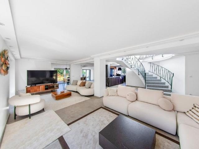 Luxus Haus mit 486 m2 zu verkaufen Basel, Basel Stadt