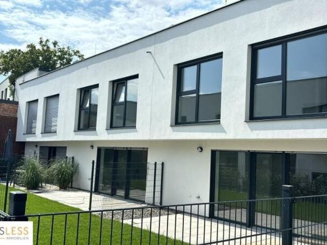 Luxus Haus mit 4 Zimmer zu verkaufen in Maria Lanzendorf, Österreich