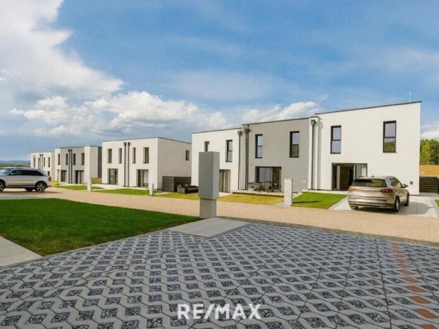 Luxus Haus mit 4 Zimmer zu verkaufen in Stetten, Niederösterreich