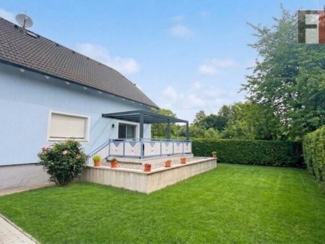 Luxus Haus mit 4 Zimmer zu verkaufen in Strasshof an der Nordbahn, Österreich