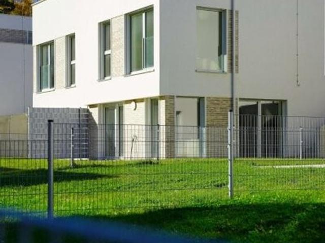 Luxus Haus mit 5 Zimmer zu verkaufen in Klosterneuburg, Österreich