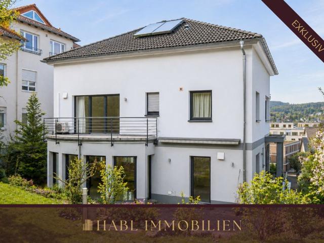Luxus Haus mit 5 Zimmer zu verkaufen in Kronberg, Hessen