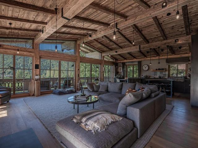 Luxus Haus mit 5 Zimmer zu verkaufen in Sankt Ulrich am Pillersee, Österreich