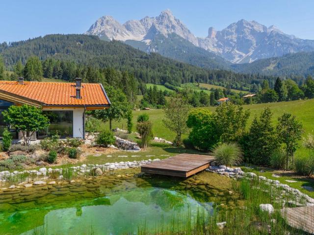 Luxus Haus mit 6 Zimmer zu verkaufen in Saalfelden am Steinernen Meer, Salzburgerland