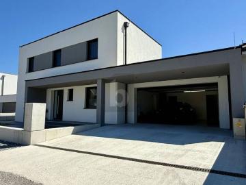 House for sale in 7041 - Heizung, Parkplatz