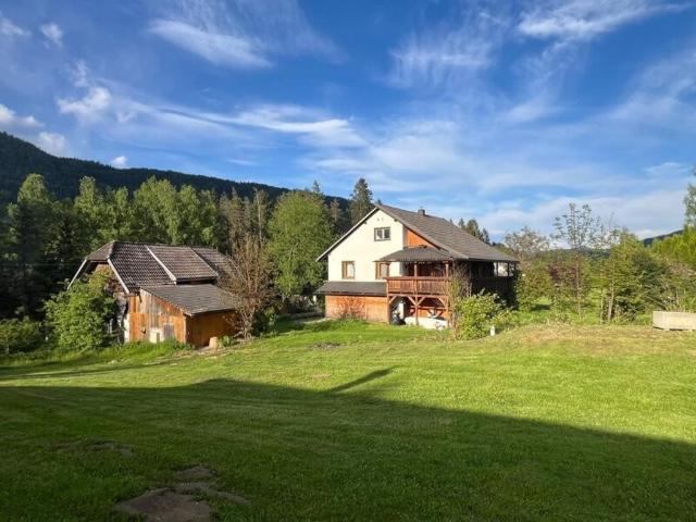 Luxus Haus mit 7 Zimmer zu verkaufen in Feldkirchen in Kärnten, Kärnten