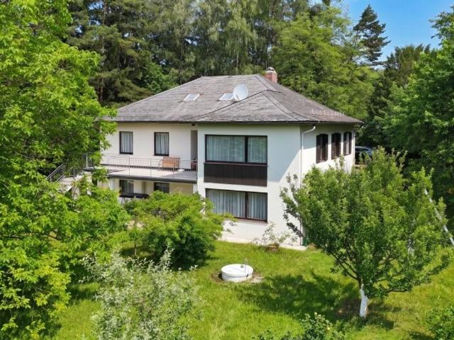 Luxus Haus mit 7 Zimmer zu verkaufen in Pressbaum, Österreich