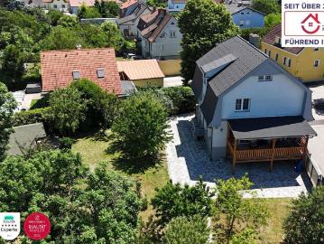 Luxus Haus mit 7 Zimmer zu verkaufen in Wr. Neustadt, Niederösterreich