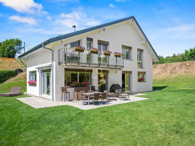 Luxus Haus mit 8 Zimmer zu verkaufen in Blonay, Schweiz