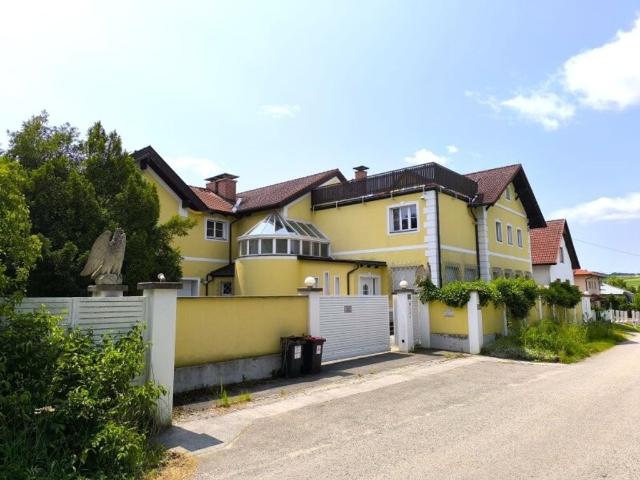 Luxus Haus mit 8 Zimmer zu verkaufen in Sieghartskirchen, Österreich
