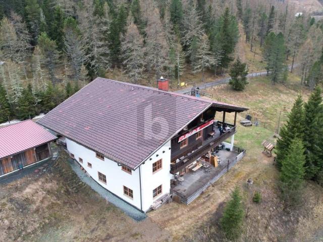Luxus Haus mit 8 Zimmer zu verkaufen in Sirnitz, Österreich