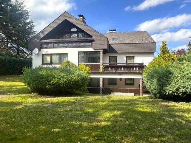 Luxus Haus mit 6 Zimmer zu verkaufen in Baden, Österreich