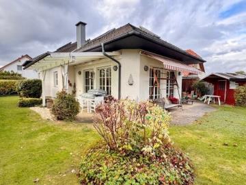 House for sale in 2721 - Garten, Parkplatz