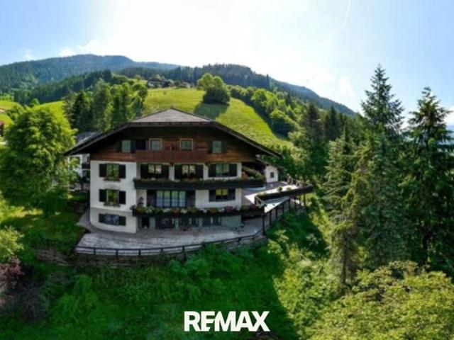 Luxus Haus mit 15 Zimmer zu verkaufen in Feld am See, Österreich