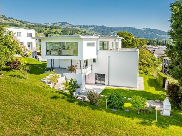 Luxus Haus mit 244 m2 zu verkaufen Hinterforst, Schweiz