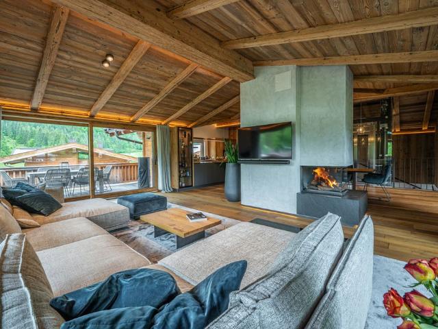 Luxus Haus mit 389 m2 zu verkaufen Sankt Ulrich am Pillersee, Österreich
