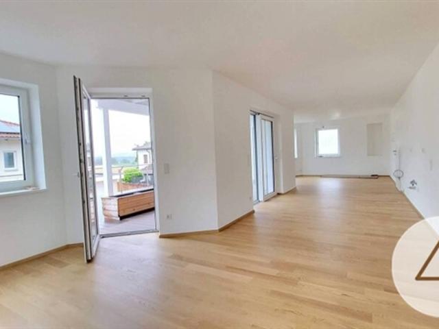 Terrassen Villa in Alkoven – Wohnen und Arbeiten auf einem neuen Level
