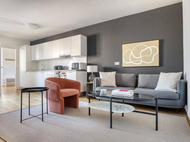 Luxus! Hochwertige 4 Zimmer mit 2 privaten Dachterrassen in Bestlage. 2 min zur Mariahilfer Straße VIE153