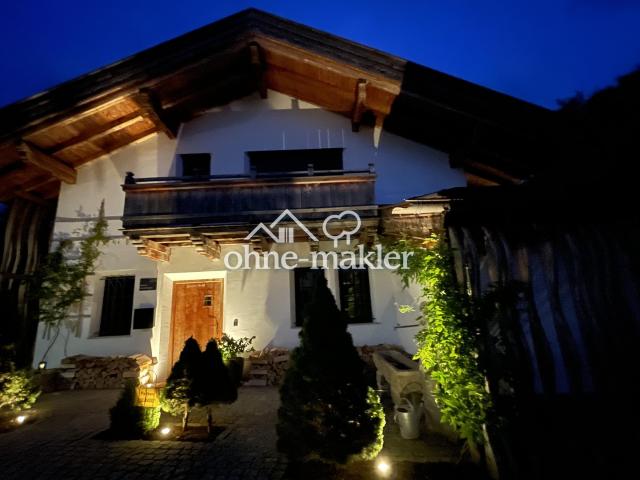 Luxus im Chaletstil mit Pool und hoher Privatsphäre in Prien am Chiemsee