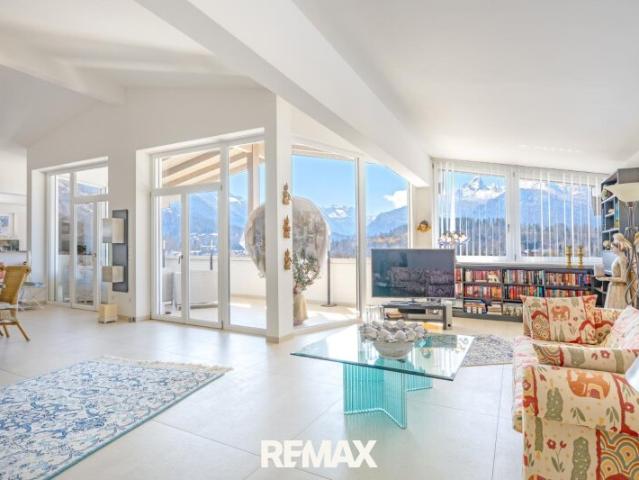 Luxus Penthouse mit eigenem Aufzug, Alpenblick und über 200 m² Wohnfläche