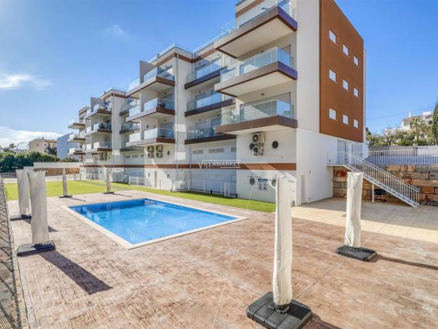 Último Apartamento novo de tipo T3 Penthouse com piscina com. 285m² Albufeira e Olhos de Água