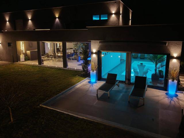 Luxusvilla mit Gästehaus & Spa seltene Gelegenheit nähe Wörthersee