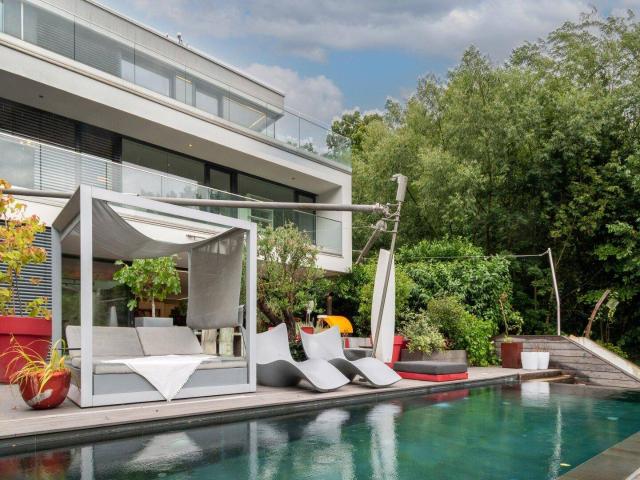 Luxusvilla mit Infinitypool in absoluter Ruhelage in Hinterbrühl – Exklusives Anwesen mit Top Ausstattung