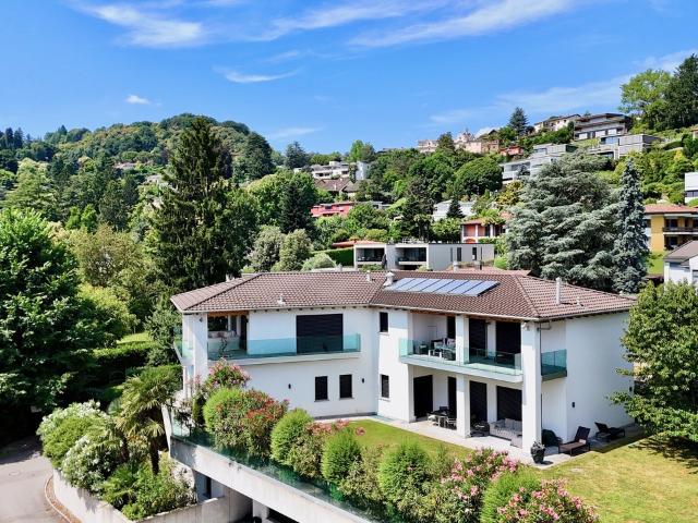 Luxuriöse Villa mit Pool und SPA, 400 m von der TASIS Schule entfernt