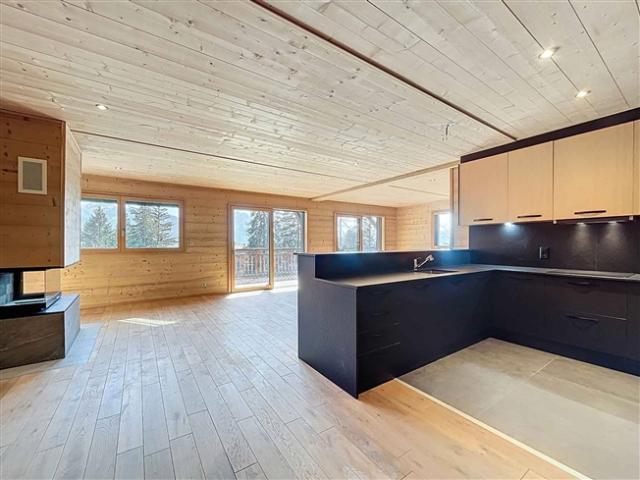 Luxuswohnung mit Blick auf die Berge, nur einen Steinwurf von der Piste entfernt