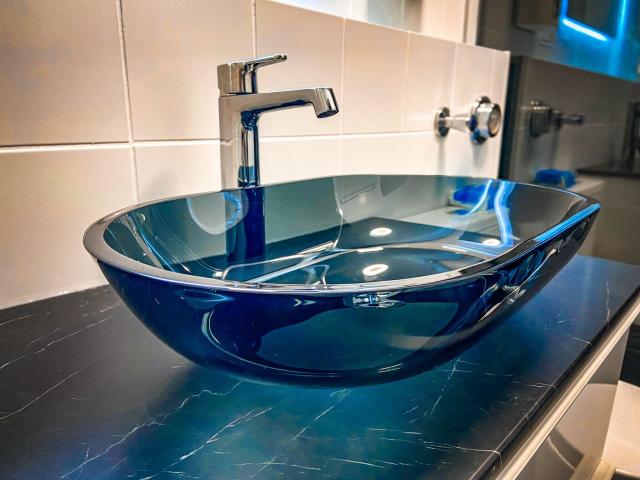 Luxuriös Apartment in City Center, Free Parking, Balkony, Bielefeld Amsterdam Apartments for Rent