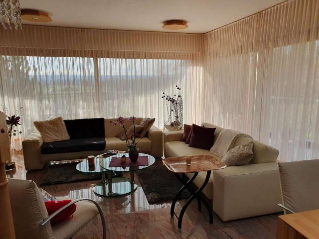 Luxuriöse 3 Zimmer Maisonette Wohnung mit Balkon in Kieselbronn