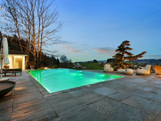 Luxuriöse 12 Zimmer Villa zu verkaufen in Mogelsberg, Schweiz