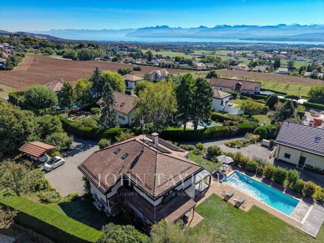 Luxuriöse 7 Zimmer Villa zu verkaufen in Givrins, Kanton Waadt
