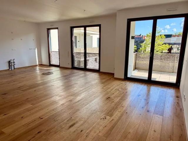 luxuriöse 4 ZI. Wohnung im Belsenpark Oberkassel