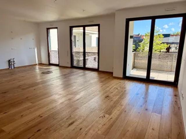 luxuriöse 4 ZI. Wohnung im Belsenpark Oberkassel