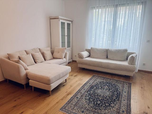 luxuriöse 5 ZI. Wohnung mit edler EBK im Belsenpark