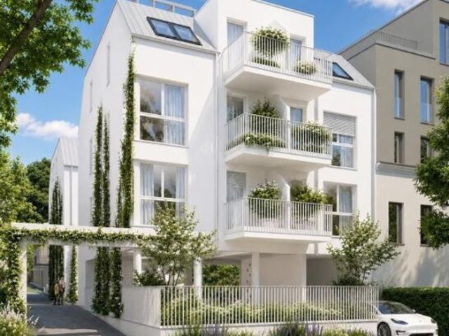 Luxuriöse 5 Zimmer Villa zu verkaufen in Mödling, Niederösterreich