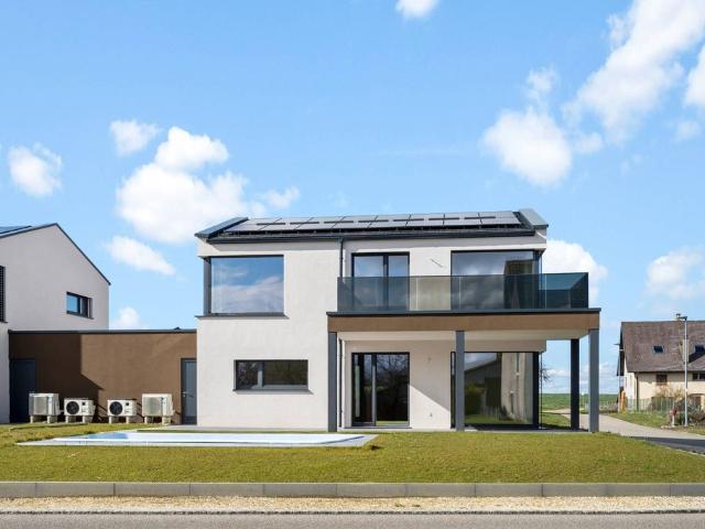 Luxuriöse 5 Zimmer Villa zu verkaufen in Bure, Jura