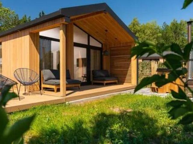 Luxuriöse 6 Personen Lodge mit privatem Whirlpool