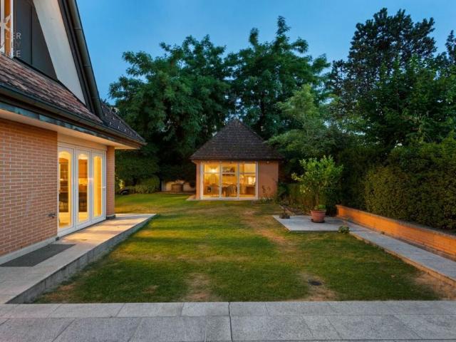 Luxuriöse 9 Zimmer Villa zu verkaufen in Staad, Kanton St. Gallen