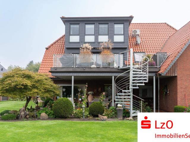Luxuriöse Eigentumswohnung am grünen Stadtrand mit optionalem Garten