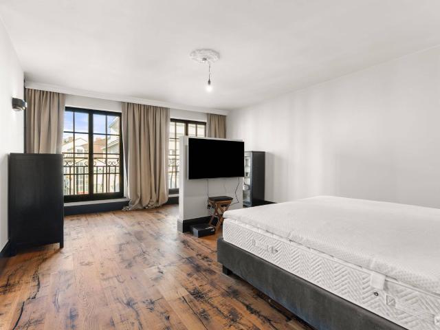 Luxuriöse Etagenwohnung mit sonniger Terrasse in bester Innenstadtlage