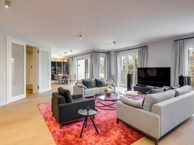 Luxuriöse Highend Wohnung direkt am Englischen Garten