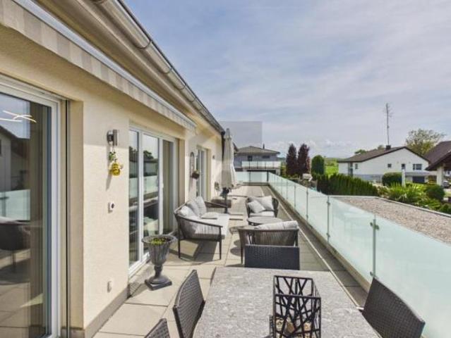 LUXURIÖSE MOMENTE AUF IHRER RIESIGEN TERRASSE
